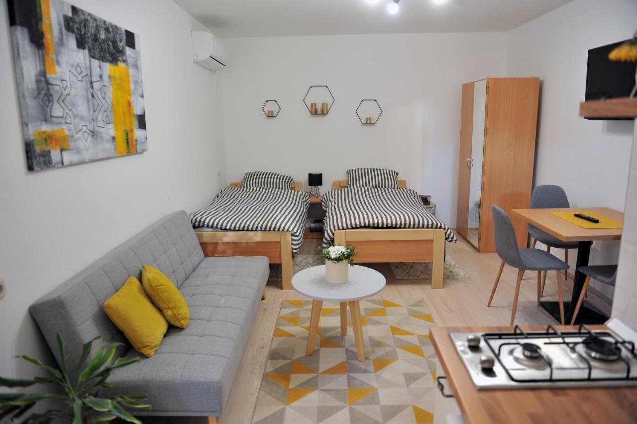 Studio Apartman Bandb Ðakovo Kültér fotó